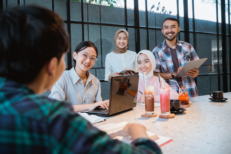 Menyelami Potensi Rapat Multikultural